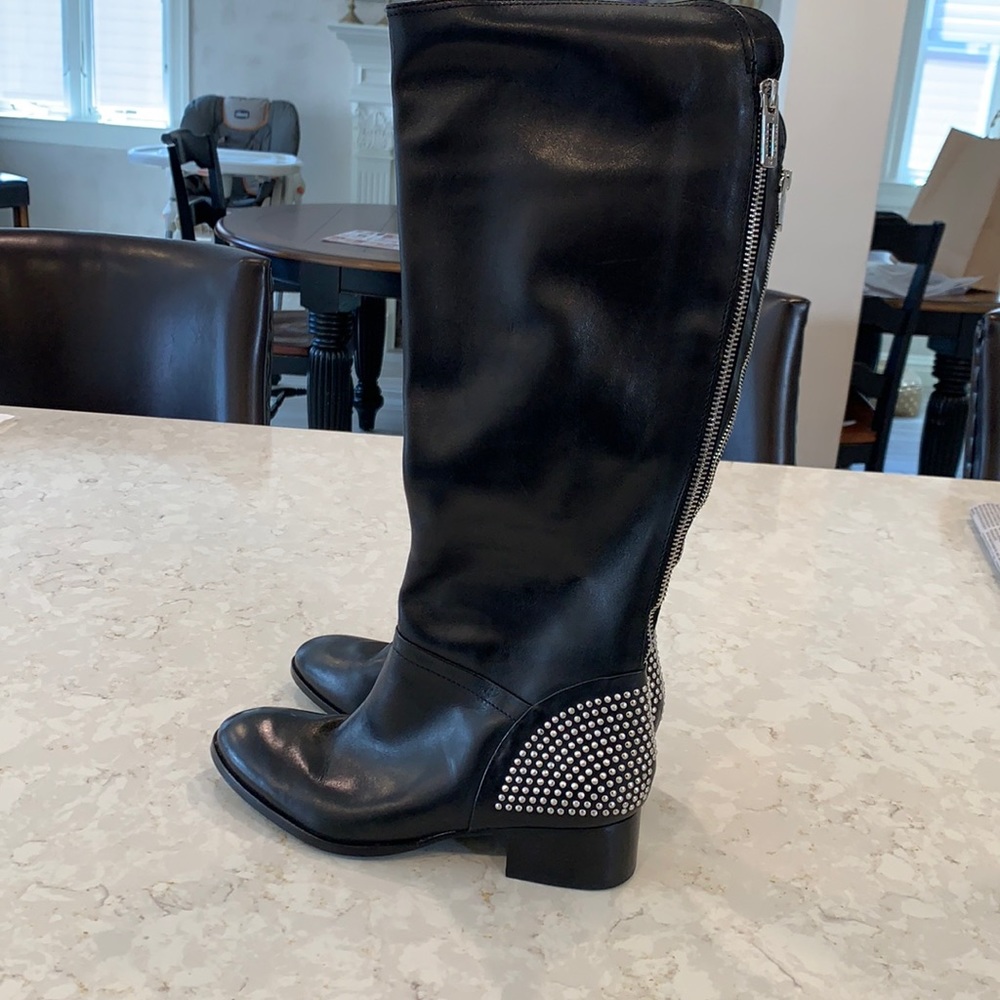 Ivanka Trump boots